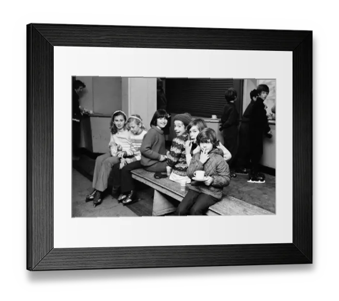Framed Print : Guildford Children enjoy a day out coach trip to Richmond Ice Rink in Twickenham
