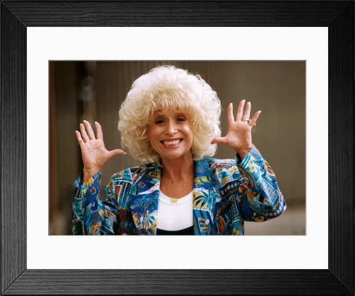 Framed Print : Actress Barbara Windsor, who is in Newcastle to film the Tyne Tees series Framed Print : Actress Barbara Windsor, who is in Newcastle to film the Tyne Tees series
