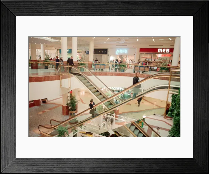 Framed Print : Merry Hill Shopping Centre in Brierley Hill, Metropolitan Borough of Dudley Framed Print : Merry Hill Shopping Centre in Brierley Hill, Metropolitan Borough of Dudley
