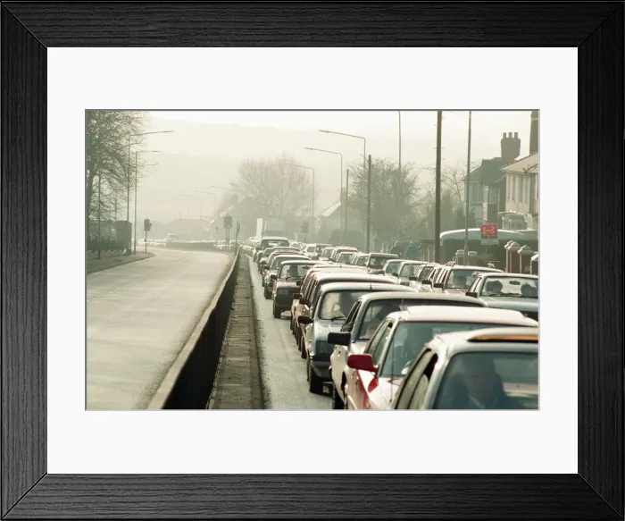 Framed Print : Queues outside Merry Hill Shopping Centre in Brierley Hill, first day of Christmas Sales Framed Print : Queues outside Merry Hill Shopping Centre in Brierley Hill, first day of Christmas Sales