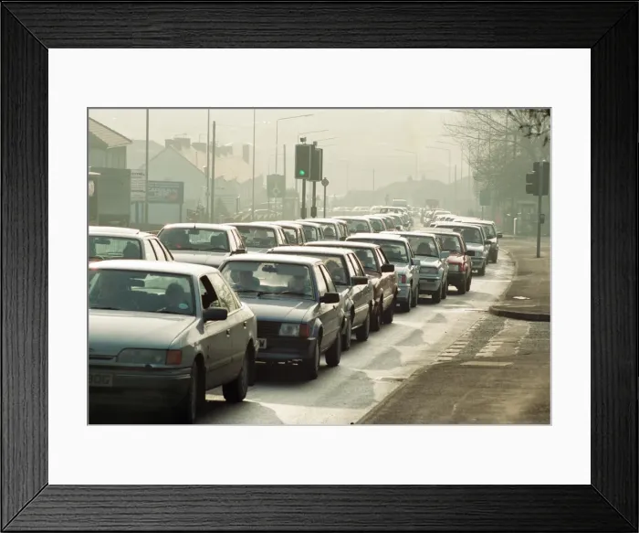 Framed Print : Queues outside Merry Hill Shopping Centre in Brierley Hill, first day of Christmas Sales Framed Print : Queues outside Merry Hill Shopping Centre in Brierley Hill, first day of Christmas Sales