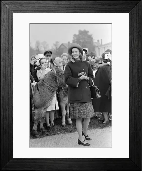 Framed Print : Princess Grace of Monaco visits Pinderfields Hospital, Wakefield Framed Print : Princess Grace of Monaco visits Pinderfields Hospital, Wakefield