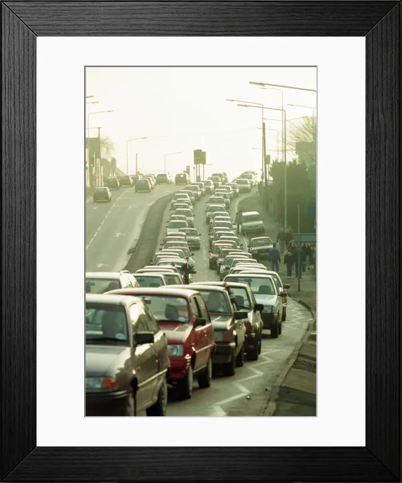 Framed Print : Queues outside Merry Hill Shopping Centre in Brierley Hill, first day of Christmas Sales Framed Print : Queues outside Merry Hill Shopping Centre in Brierley Hill, first day of Christmas Sales