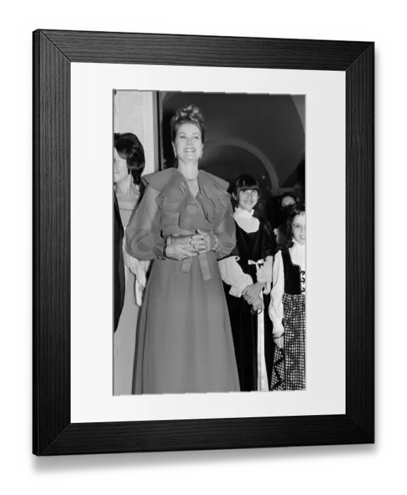 Framed Print : Princess Grace attends a Variety Club of Great Britain Ball in Leeds. 26th October 1972