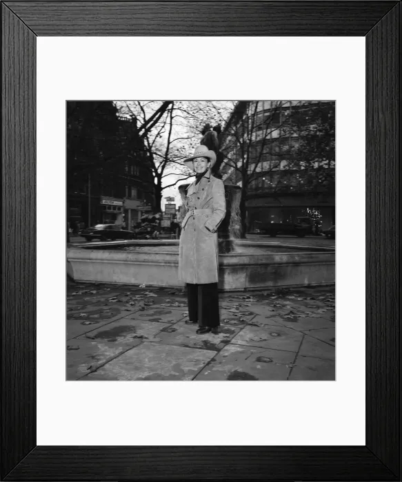 Framed Print : Actress Nanette Newman pictured in Sloane Square, London. 17th November 1973 Framed Print : Actress Nanette Newman pictured in Sloane Square, London. 17th November 1973