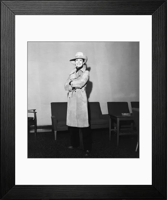 Framed Print : Actress Nanette Newman. 17th November 1973 Framed Print : Actress Nanette Newman. 17th November 1973