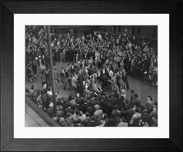 Framed Print : Victoria Square, Birmingham, shortly after Mr. Churchill Framed Print : Victoria Square, Birmingham, shortly after Mr. Churchill