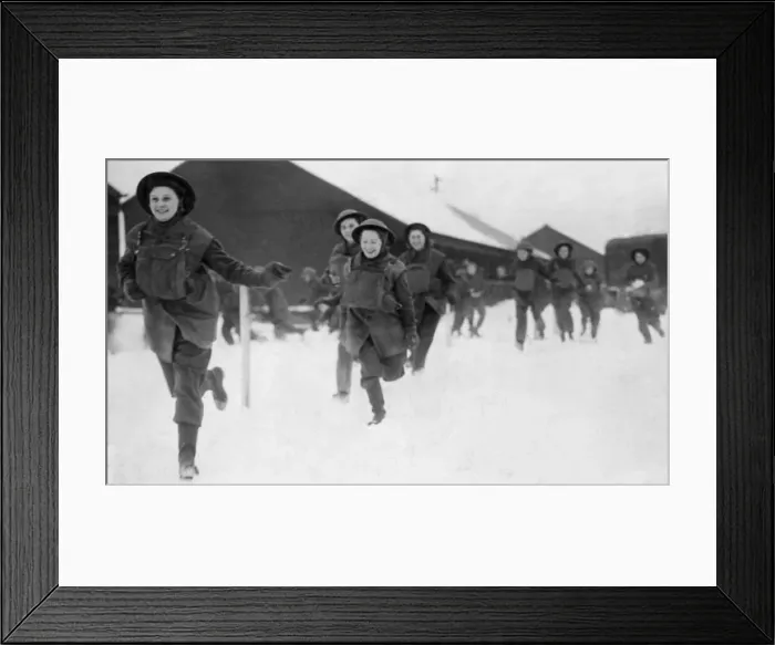 Framed Print : The countrys first mixed Ack-Ack'Battery in the North West region of Framed Print : The countrys first mixed Ack-Ack'Battery in the North West region of