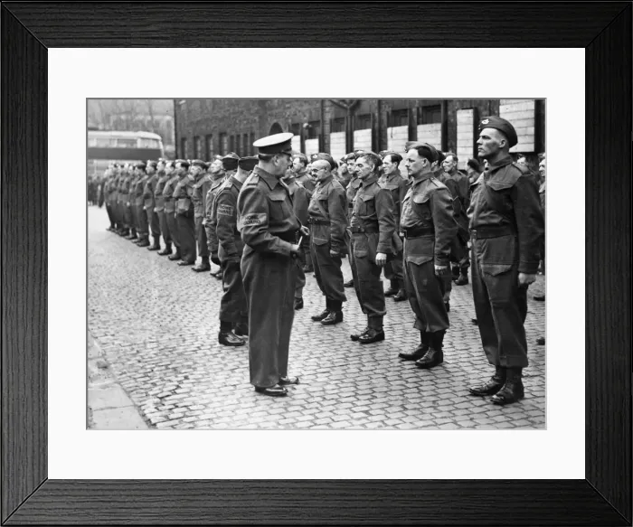 Framed Print : Mr W G Marks, manager of the Liverpool Corporation Passenger Transport Depot inspecting a