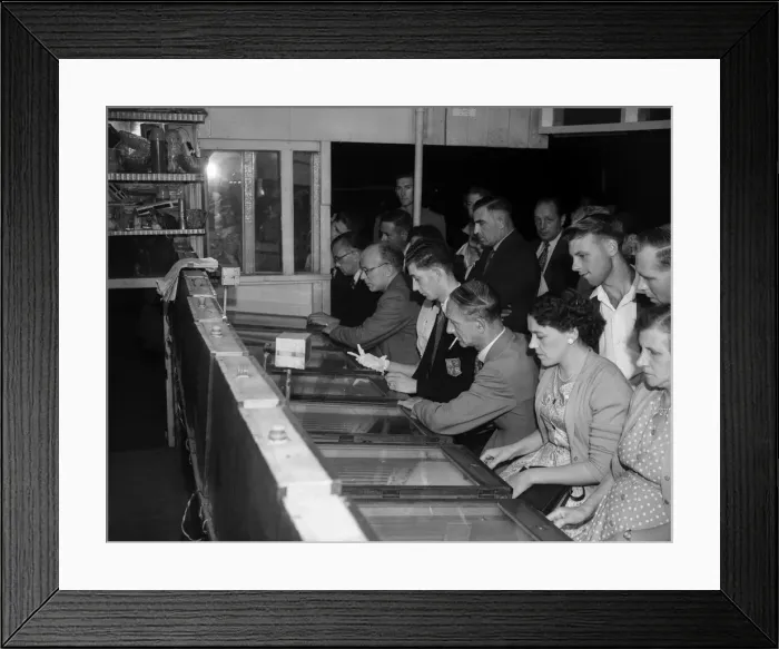 Framed Print : People playing the Twenty One Game in a Sixpenny Casino stall in Blackpool Framed Print : People playing the Twenty One Game in a Sixpenny Casino stall in Blackpool