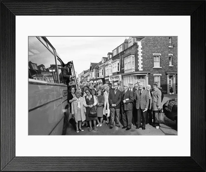 Framed Print : Busmans holiday for a pub landlord in Stockton-on-Tees. 1974 Framed Print : Busmans holiday for a pub landlord in Stockton-on-Tees. 1974