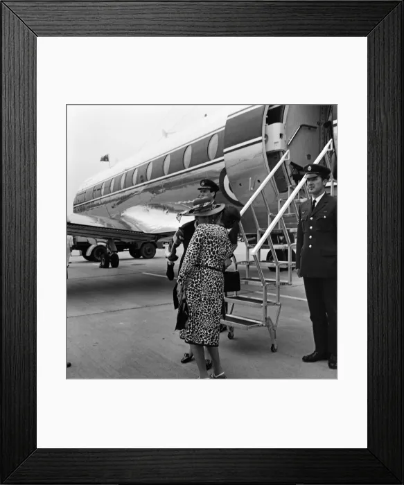 Framed Print : Princess Margaret arrives at Heathrow Airport from Exeter Framed Print : Princess Margaret arrives at Heathrow Airport from Exeter