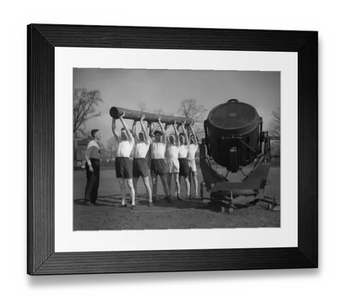 Framed Print : Searchlight school, Birmingham. Physical training being given to the soldiers of a Framed Print : Searchlight school, Birmingham. Physical training being given to the soldiers of a