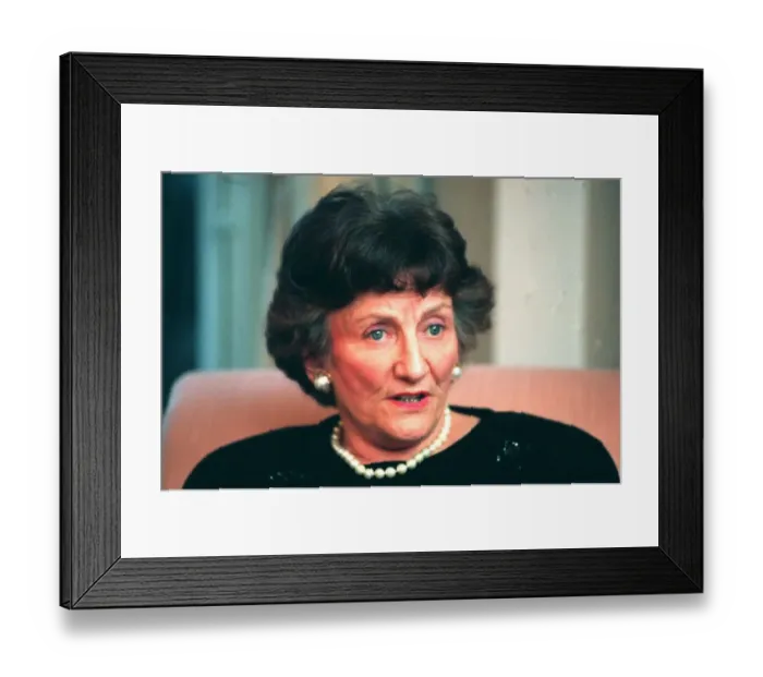 Framed Print : ELIZABETH MAXWELL, WIDOW OF ROBERT MAXWELL, DURING INTERVIEW - 1991  /  11126