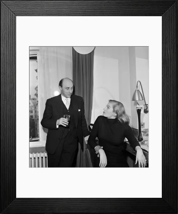 Framed Print : Swedish actress, Anita Ekberg, pictured during a Daily Mirror photo shoot in her hotel