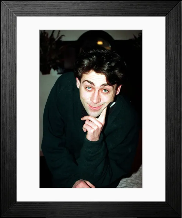 Framed Print : SEAN HUGHES, ACTOR, IN PHOTOCALL - 07 / 04 / 1992 Framed Print : SEAN HUGHES, ACTOR, IN PHOTOCALL - 07 / 04 / 1992