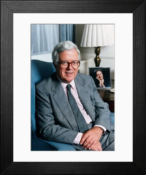 Framed Print : Sir Geoffrey Howe in his office - September 1994 Framed Print : Sir Geoffrey Howe in his office - September 1994