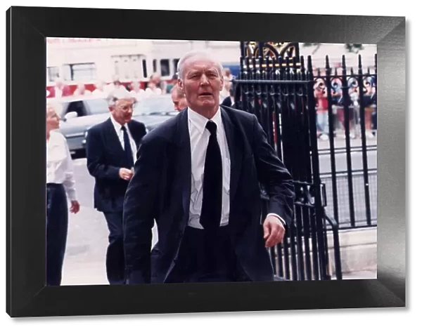 Tony Benn arriving at memorial service - July 1995