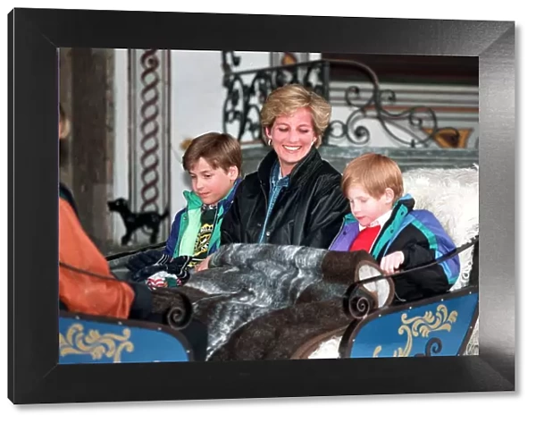 PRINCESS OF WALES WITH SONS PRINCE WILLIAM & PRINCE HARRY AS THEY TAKE A RIDE IN A