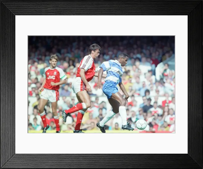 Framed Print : Arsenal 1-1 QPR, League Division One match action, Highbury, Saturday 17th August 1991 Framed Print : Arsenal 1-1 QPR, League Division One match action, Highbury, Saturday 17th August 1991