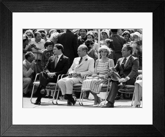 Framed Print : Diana, Princess of Wales in Ottawa, Canada, with Prime Minister Pierre Trudeau Framed Print : Diana, Princess of Wales in Ottawa, Canada, with Prime Minister Pierre Trudeau