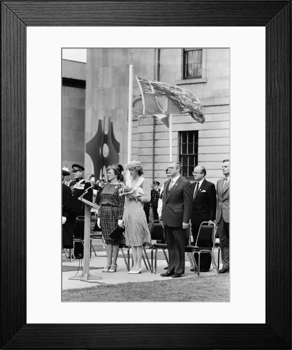 Framed Print : Prince Charles, Prince of Wales and Diana, Princess of Wales visit Prince Edward Island Framed Print : Prince Charles, Prince of Wales and Diana, Princess of Wales visit Prince Edward Island
