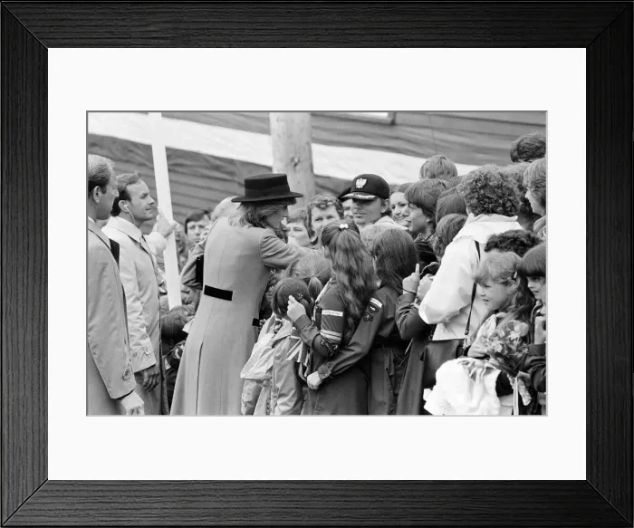 Framed Print : Diana, Princess of Wales visits Prince Edward Island, Canada. June 1983 Framed Print : Diana, Princess of Wales visits Prince Edward Island, Canada. June 1983