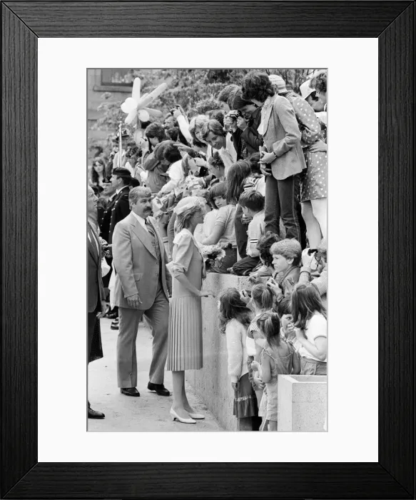 Framed Print : Diana, Princess of Wales visits Prince Edward Island, Canada. June 1983 Framed Print : Diana, Princess of Wales visits Prince Edward Island, Canada. June 1983