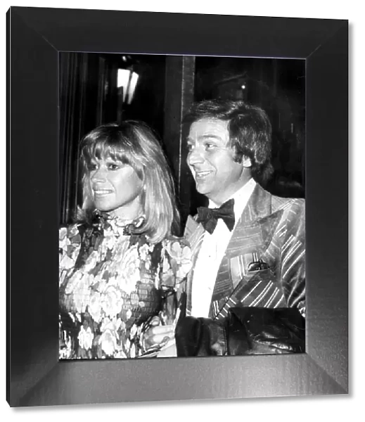 DES O CONNOR WITH WIFE GILLIAN - 1978