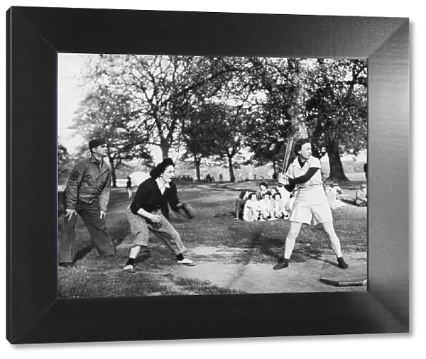 Canadians in England playing baseball in Hyde Park during the Second World War
