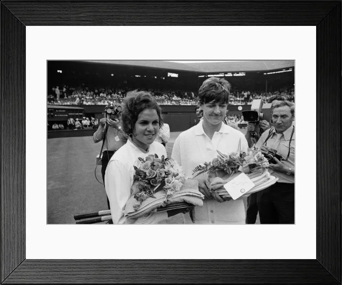 Framed Print : 1971 Wimbledon Ladies Singles Final. Champion Evonne Goolagong with Margaret Court