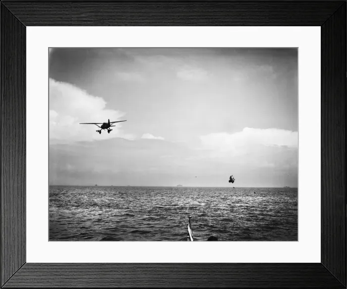 Framed Print : Training exercise for the Air Sea Rescue in the Solent. RAF Marine section Air Sea Rescue Framed Print : Training exercise for the Air Sea Rescue in the Solent. RAF Marine section Air Sea Rescue