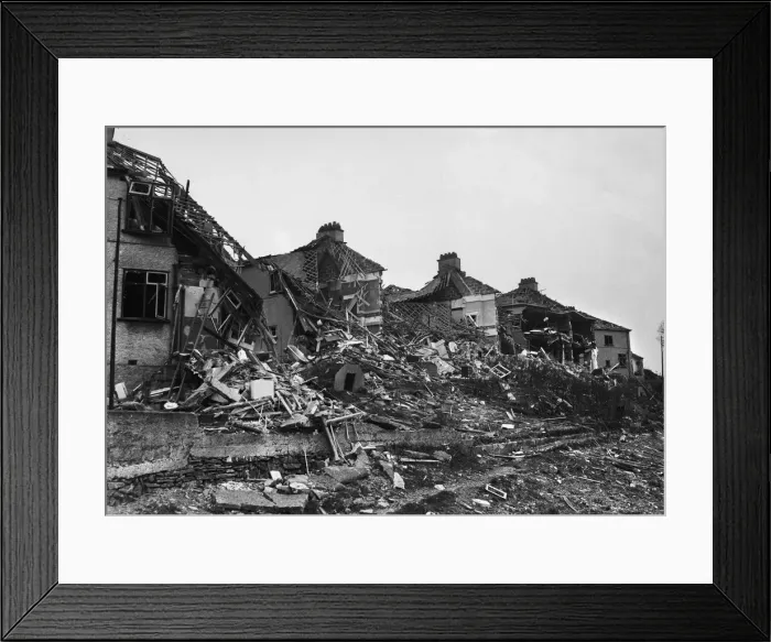 Framed Print : Plymouth devastated by a series of heavy raids on the city Framed Print : Plymouth devastated by a series of heavy raids on the city
