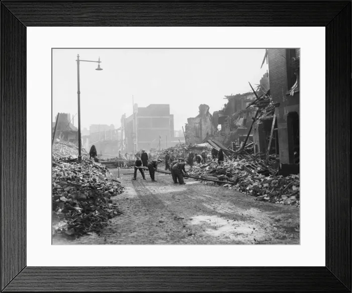 Framed Print : The army and salvage workers clear the bomb damage to Hull following several nights of Framed Print : The army and salvage workers clear the bomb damage to Hull following several nights of