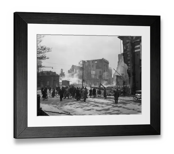 Framed Print : Bomb damage to Hull following several nights of raids on the city during World War Two Framed Print : Bomb damage to Hull following several nights of raids on the city during World War Two
