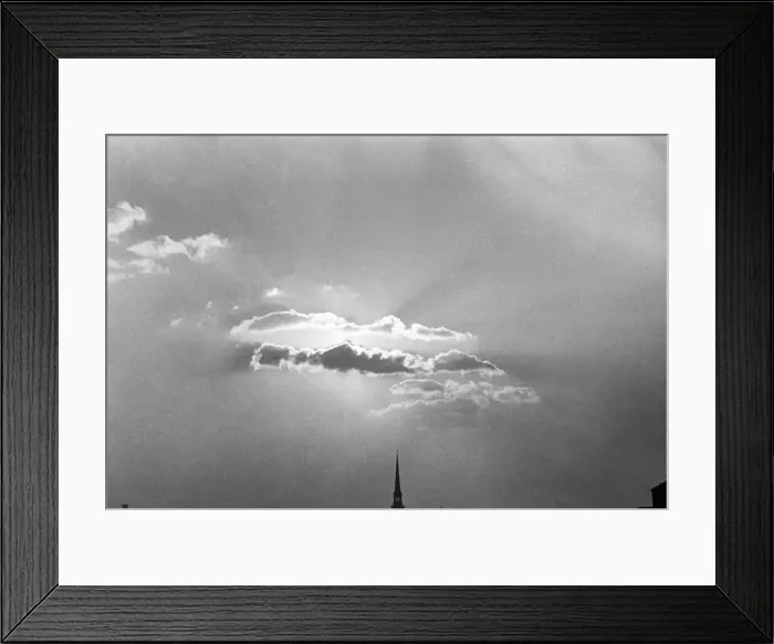 Framed Print : Sun set over the city of London following the most devastating raid on London which took Framed Print : Sun set over the city of London following the most devastating raid on London which took