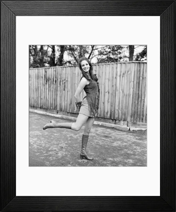 Framed Print : Dee Dee Wilde, Dancer with Pans People Dance Troupe Framed Print : Dee Dee Wilde, Dancer with Pans People Dance Troupe