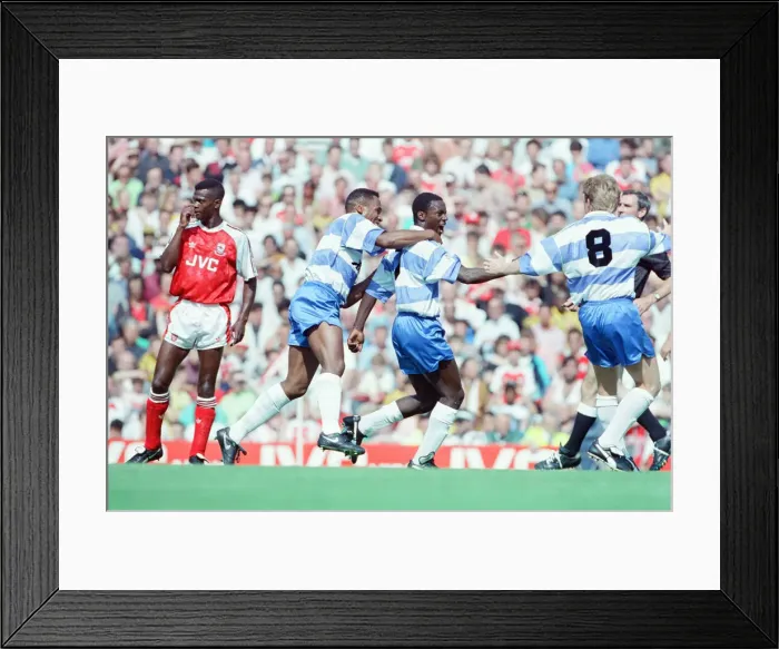Framed Print : Arsenal 1-1 QPR, League Division One match action, Highbury, Saturday 17th August 1991 Framed Print : Arsenal 1-1 QPR, League Division One match action, Highbury, Saturday 17th August 1991