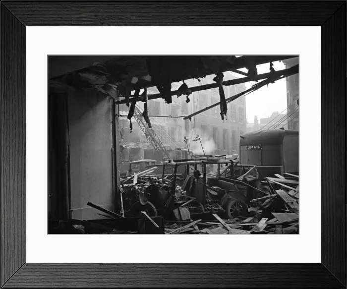Framed Print : LCC and Civil Defence workers seen here clearing up following a V2 explosion at the Red