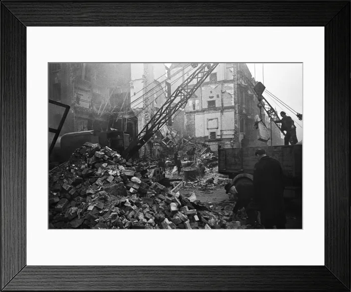 Framed Print : LCC and Civil Defence workers seen here clearing up following a V2 explosion at the Red