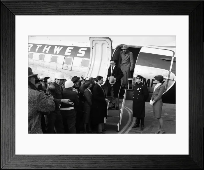 Framed Print : Ben Kingsley at Coventry Airport on the set of Testimony'. 9th March 1987 Framed Print : Ben Kingsley at Coventry Airport on the set of Testimony'. 9th March 1987