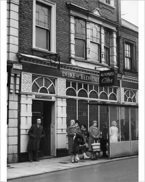 The Duke of Bedford public house, North Shields 18th December 1963