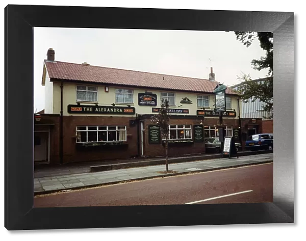 The Alexandra public house Queen Alexandra Road, North Shields 16th October 1990