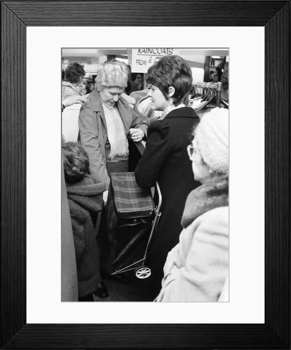 Framed Print : Harveys Sale, Guildford, Surrey, Tuesday 5th January 1971