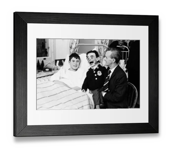 Framed Print : Childrens Christmas Party, Alexandra Ward, Royal Surrey County Hospital, Guildford Framed Print : Childrens Christmas Party, Alexandra Ward, Royal Surrey County Hospital, Guildford