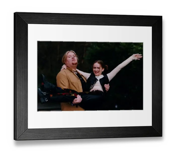 Framed Print : Ewan MacLeod Mari Steven presenter Chart Bite television programme Framed Print : Ewan MacLeod Mari Steven presenter Chart Bite television programme