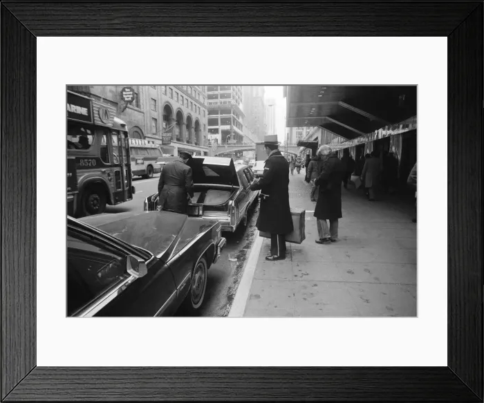 Framed Print : New York Police. New York, 13th February 1981 Framed Print : New York Police. New York, 13th February 1981