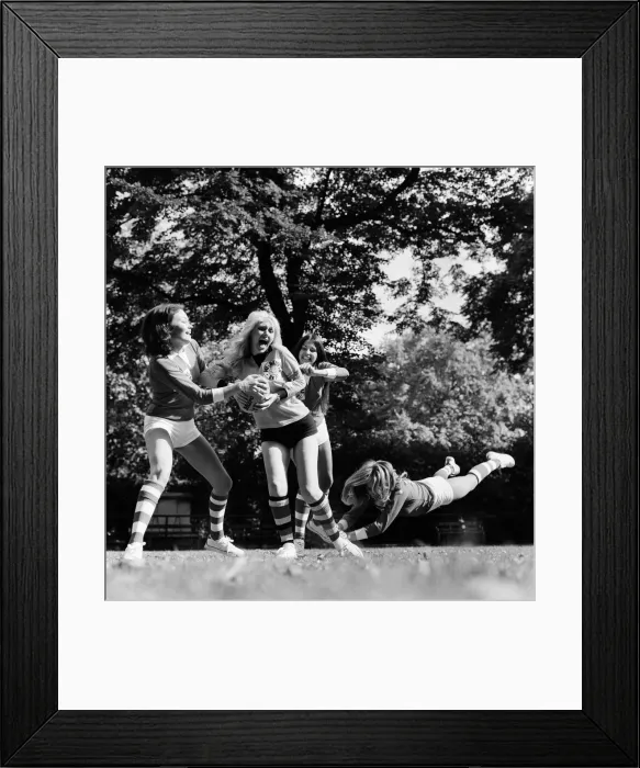 Framed Print : Models in training at Lincolns Inn Fields for the World Framed Print : Models in training at Lincolns Inn Fields for the World