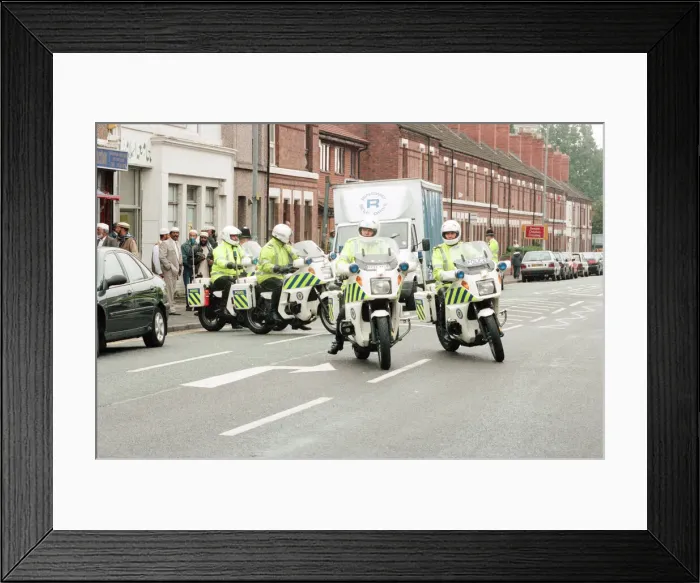Framed Print : The body of internationally renowned religious leader, Muhammad Abdul Wahab Siddiqi Framed Print : The body of internationally renowned religious leader, Muhammad Abdul Wahab Siddiqi