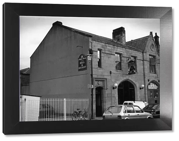 The Bell and Bucket Public House, North Shields 6th March 1990